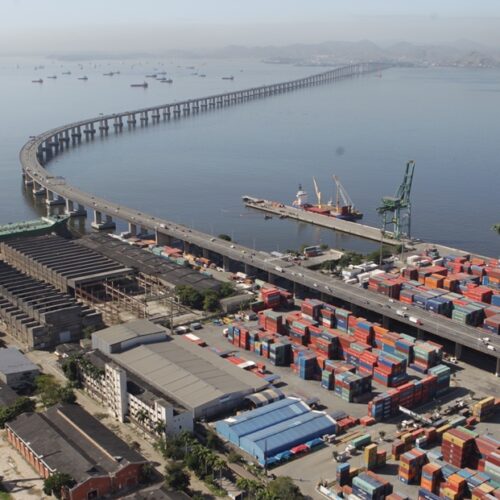 Rio assume papel de protagonista e impulsiona movimentação nos portos do Brasil no primeiro semestre de 2025