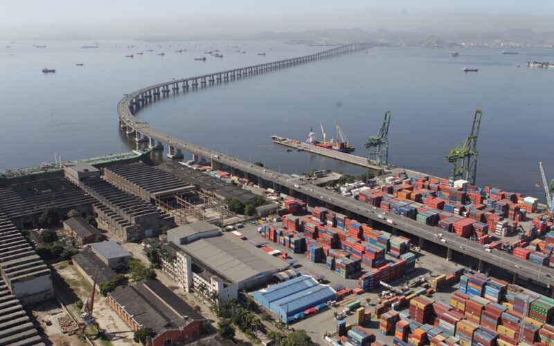 Rio assume papel de protagonista e impulsiona movimentação nos portos do Brasil no primeiro semestre de 2025