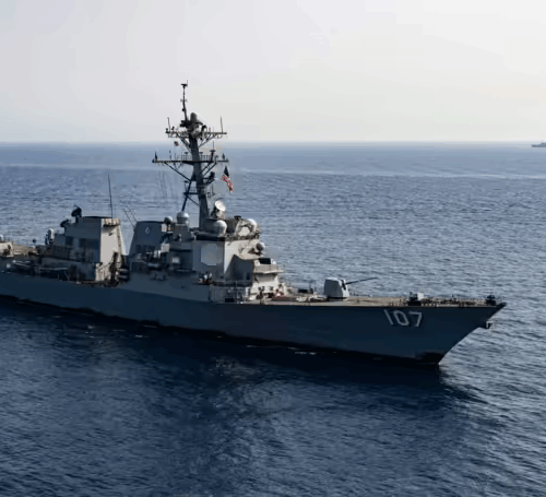 Operação antidrogas ou intervenção militar:as questões levantadas pela mobilização militar dos EUA na costa da Venezuela