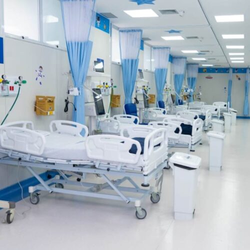 Hospital Adão Pereira Nunes bate novo recorde histórico com 2.152 cirurgias realizadas no mês de agosto