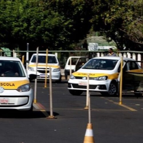 Governo inicia consulta pública para tornar a CNH mais barata e ampliar acesso à habilitação no Brasil