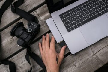 Governos precisam investir agora em jornalismo de interesse público