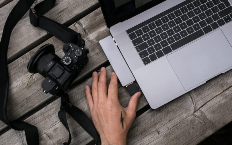 Governos precisam investir agora em jornalismo de interesse público