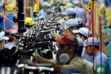 Setor produtivo vê “efeitos devastadores” em PEC que reduz jornada semanal