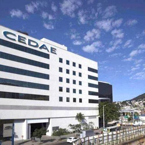 Estudo sobre possível venda de ações da Cedae traz questionamentos na Alerj