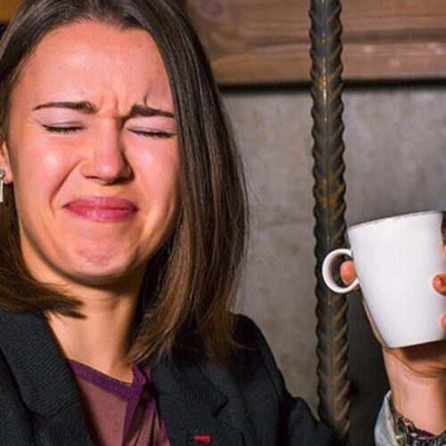 O que a psicologia revela sobre quem toma café sem açúcar? O que significa?