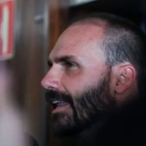 Eduardo Bolsonaro entra em desespero diante do risco real de expulsão dos EUA