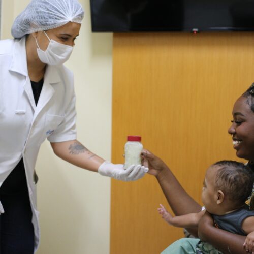 Mãe de prematuros destaca a importância do Banco de Leite de Volta Redonda