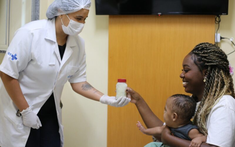Mãe de prematuros destaca a importância do Banco de Leite de Volta Redonda
