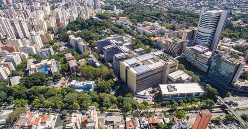 Brasil assina contrato para construção do 1º hospital inteligente do SUS