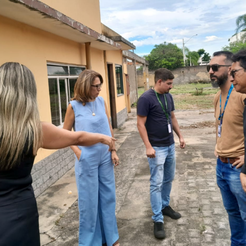 Equipe da Emop-RJ aprova terreno da futura Casa da Mulher Brasileira em Volta Redonda