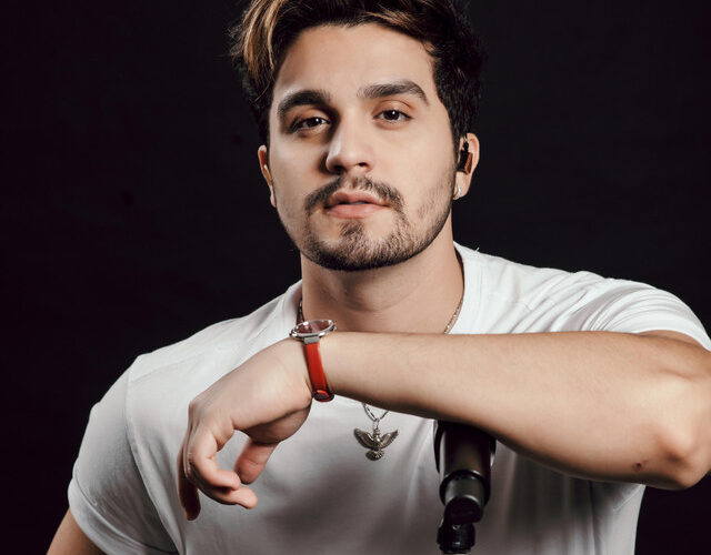 Luan Santana e Cláudia Leitte são atrações do Record Sunset Rio, no aniversário de 167 anos de Araruama