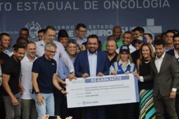 Prefeito de queimados participa da inauguração do maior complexo público de oncologia do Estado