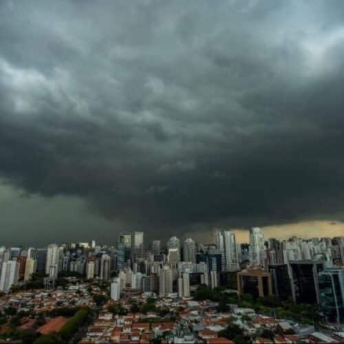 Carnaval 2026 poderá ser com fortes chuvas em estados com os maiores carnavais do país
