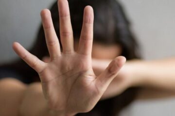 Queimados é o primeiro município do Rio de Janeiro a disponibilizar aplicativo para denúncias de violência contra a mulher